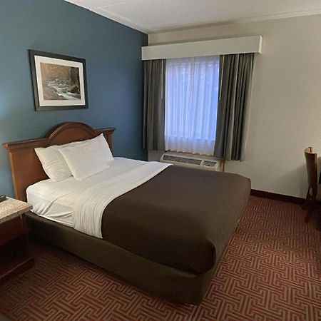 קלמזו Clarion Inn I-94 Near Expo Center מראה חיצוני תמונה