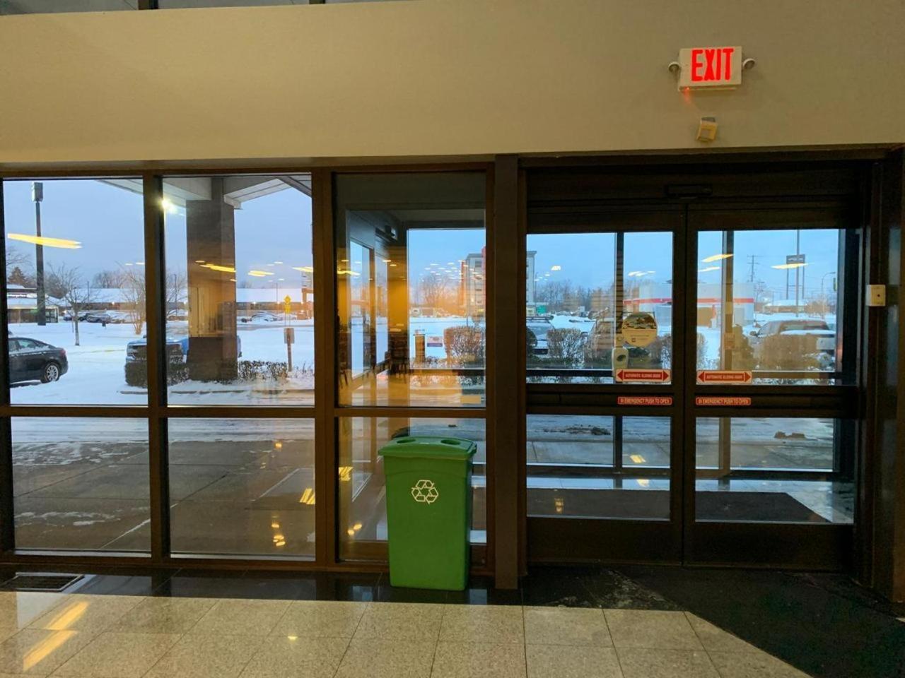 קלמזו Clarion Inn I-94 Near Expo Center מראה חיצוני תמונה